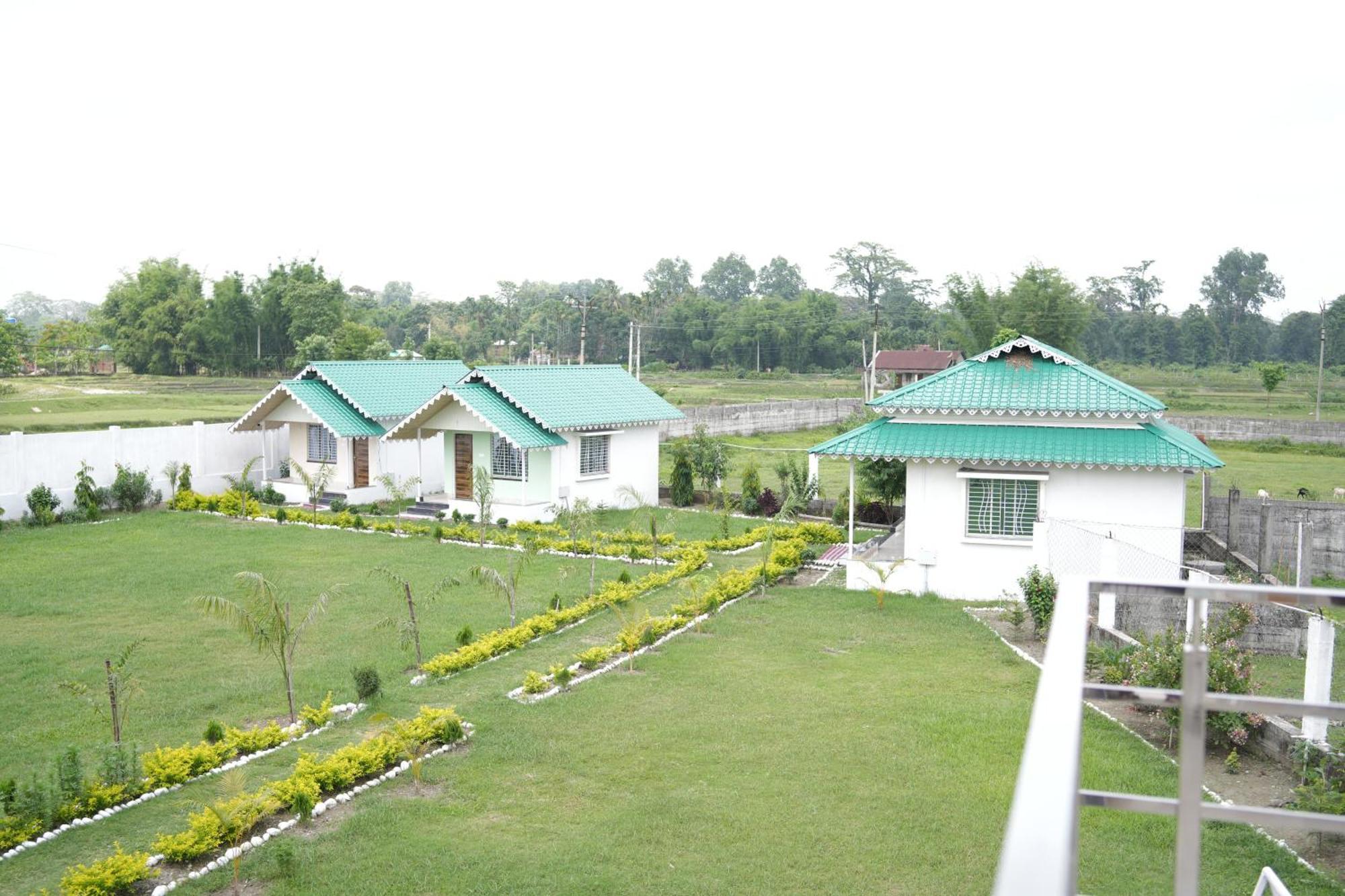 Queen Of Dooars Eco Resort Chālsa Kültér fotó